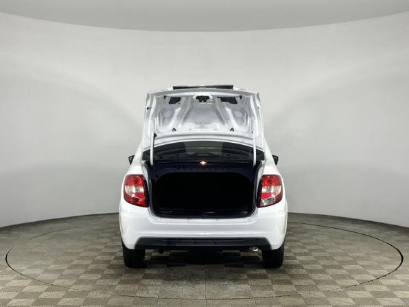 Lada (ВАЗ) Granta I Рестайлинг с пробегом 2022 года, цена 760 000 рублей, 45612 км, седан, Автокод Объявления