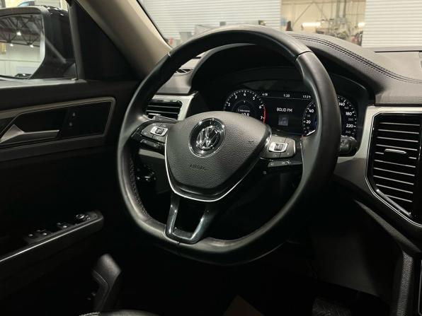 Volkswagen Teramont I с пробегом 2018 года, цена 3 190 000 рублей, 122441 км, внедорожник, Автокод Объявления