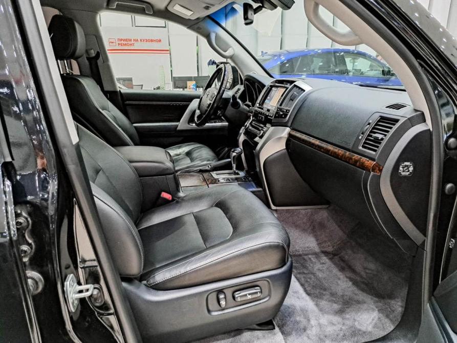 Toyota Land Cruiser 200 Series Рестайлинг 1 Казань  - изображение 13