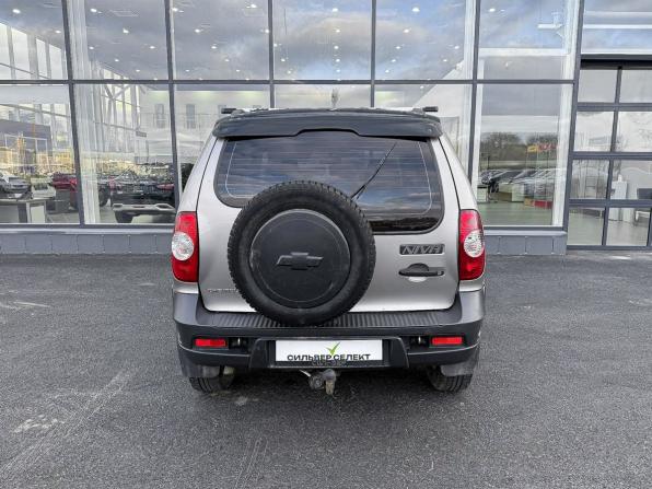 Chevrolet Niva I Рестайлинг с пробегом 2015 года, цена 590 000 рублей, 228740 км, внедорожник, Автокод Объявления