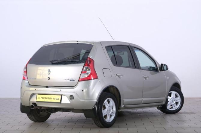 Renault Sandero I с пробегом 2010 года, цена 559 000 рублей, 180000 км, хэтчбек, Автокод Объявления