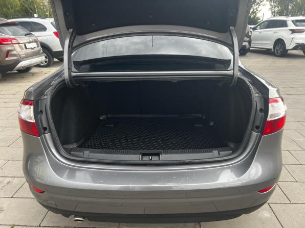 Renault Fluence I Рестайлинг с пробегом 2013 года, цена 690 000 рублей, 245532 км, седан, Автокод Объявления