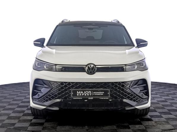 Volkswagen Tiguan III (China Market) с пробегом 2025 года, цена 4 650 000 рублей, 9741 км, внедорожник, Автокод Объявления
