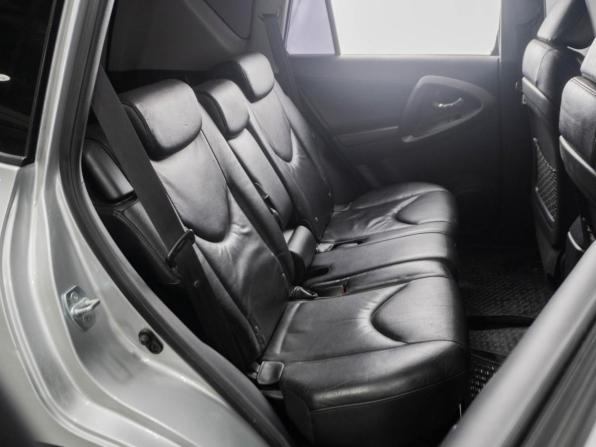 Toyota RAV4 III (XA30) Рестайлинг с пробегом 2010 года, цена 1 670 000 рублей, 111862 км, внедорожник, Автокод Объявления