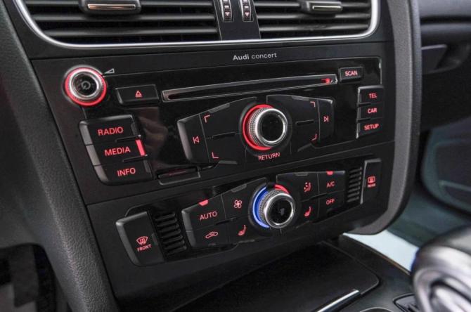 Audi A4 IV (B8) Рестайлинг с пробегом 2015 года, цена 1 529 000 рублей, 180000 км, седан, Автокод Объявления