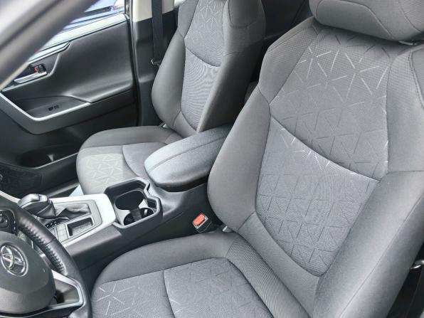 Toyota RAV4 V (XA50) с пробегом 2021 года, цена 2 749 999 рублей, 101000 км, внедорожник, Автокод Объявления