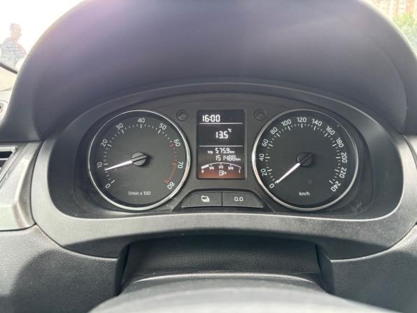 Skoda Rapid I с пробегом 2014 года, цена 874 000 рублей, 151000 км, лифтбек, Автокод Объявления