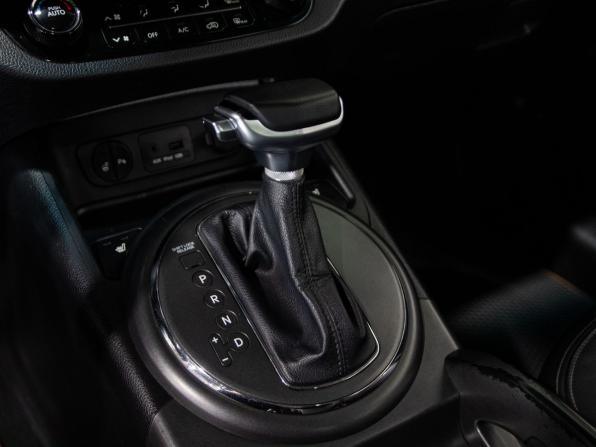 Kia Sportage III с пробегом 2013 года, цена 1 289 000 рублей, 258000 км, внедорожник, Автокод Объявления