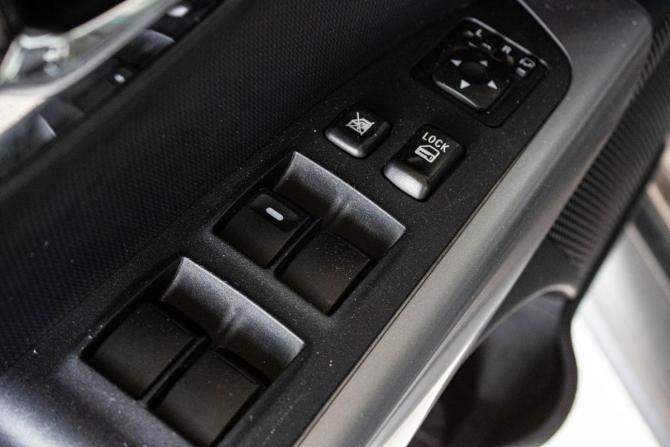 Mitsubishi Outlander II Рестайлинг с пробегом 2011 года, цена 1 365 000 рублей, 161944 км, внедорожник, Автокод Объявления