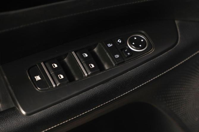Kia K3 II Рестайлинг с пробегом 2021 года, цена 2 099 000 рублей, 152000 км, седан, Автокод Объявления