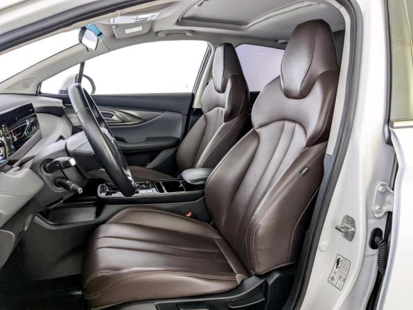 BAIC U5 Plus с пробегом 2023 года, цена 675 000 рублей, 122902 км, седан, Автокод Объявления