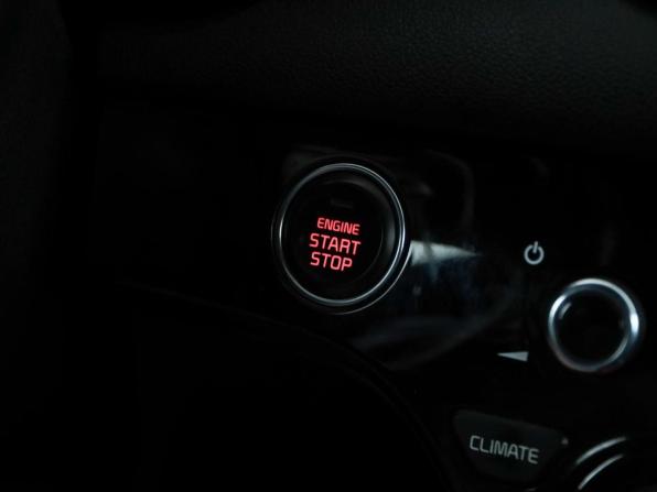 Kia Sportage IV Рестайлинг с пробегом 2019 года, цена 2 798 444 рубля, 103757 км, внедорожник, Автокод Объявления