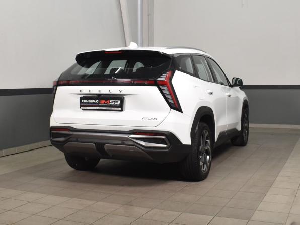 Geely Atlas II с пробегом 2023 года, цена 2 749 999 рублей, 5428 км, внедорожник, Автокод Объявления