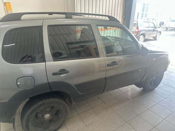 Chevrolet Niva I Рестайлинг с пробегом 2016 года, цена 640 000 рублей, 137000 км, внедорожник, Автокод Объявления