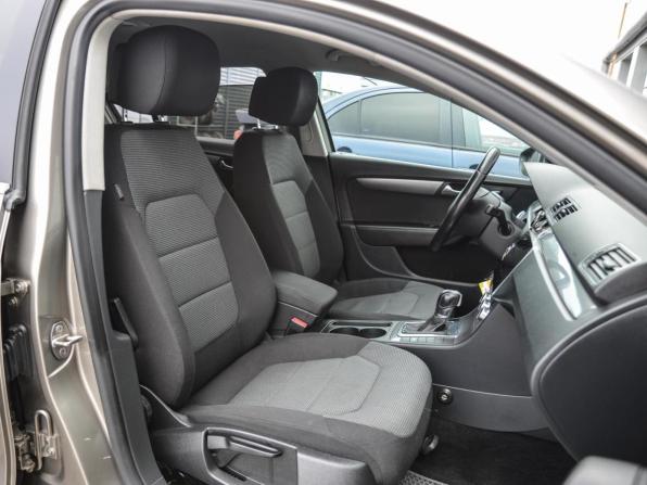 Volkswagen Passat B7 с пробегом 2012 года, цена 1 025 000 рублей, 250374 км, седан, Автокод Объявления