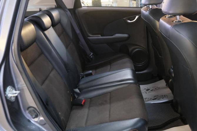 Honda Fit Shuttle I с пробегом 2011 года, цена 999 000 рублей, 147000 км, универсал, Автокод Объявления