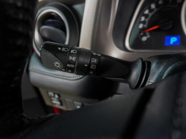 Toyota RAV4 IV (XA40) с пробегом 2014 года, цена 1 799 000 рублей, 184326 км, внедорожник, Автокод Объявления