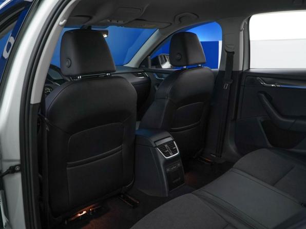 Skoda Octavia III (A7) Рестайлинг с пробегом 2019 года, цена 2 449 077 рублей, 135920 км, лифтбек, Автокод Объявления
