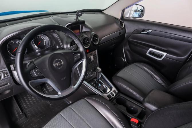 Opel Antara I Рестайлинг с пробегом 2012 года, цена 1 259 000 рублей, 190000 км, внедорожник, Автокод Объявления