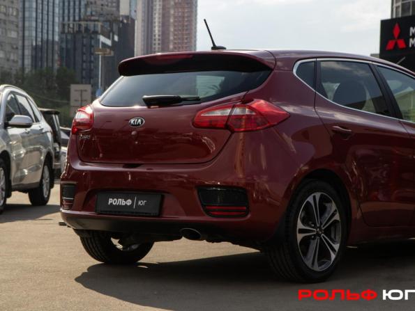 Kia Ceed II Рестайлинг с пробегом 2016 года, цена 1 098 000 рублей, 161995 км, хэтчбек, Автокод Объявления