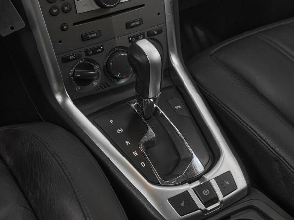 Opel Antara I Рестайлинг с пробегом 2013 года, цена 1 049 000 рублей, 183800 км, внедорожник, Автокод Объявления