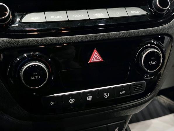 Hyundai Solaris II Рестайлинг с пробегом 2020 года, цена 1 558 000 рублей, 75655 км, седан, Автокод Объявления