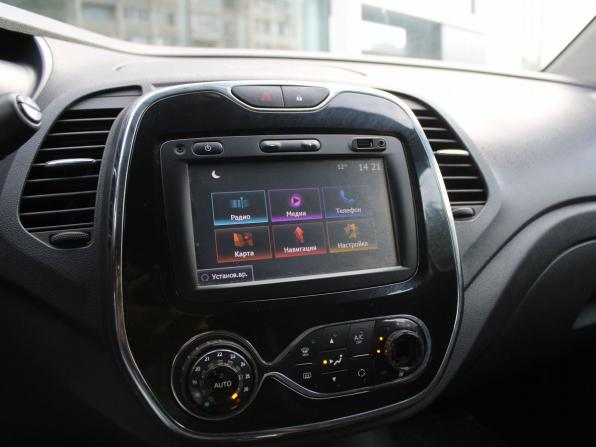 Renault Kaptur I с пробегом 2016 года, цена 1 295 000 рублей, 121153 км, внедорожник, Автокод Объявления