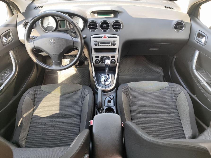 Peugeot 308 I Москва  - изображение 10