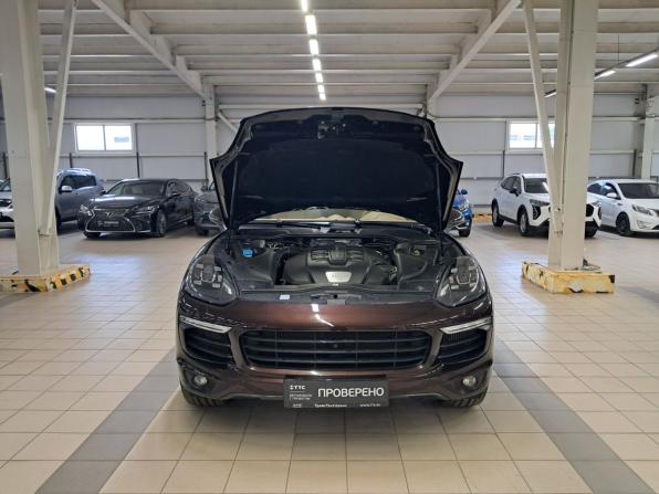 Porsche Cayenne II Рестайлинг (958) с пробегом 2017 года, цена 4 278 400 рублей, 169580 км, внедорожник, Автокод Объявления