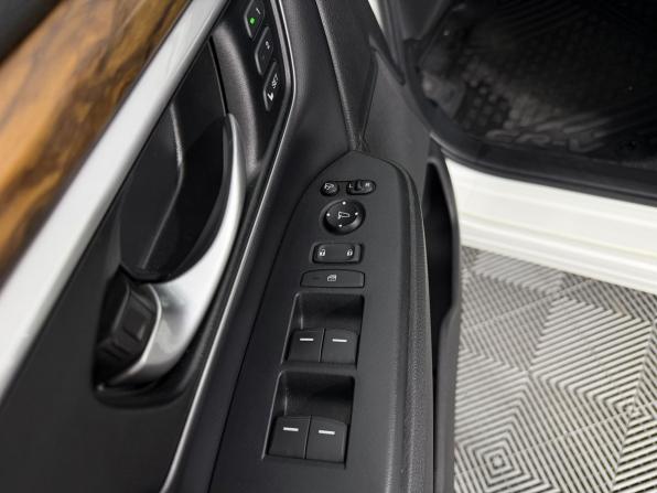 Honda CR-V V с пробегом 2017 года, цена 2 600 000 рублей, 101200 км, внедорожник, Автокод Объявления