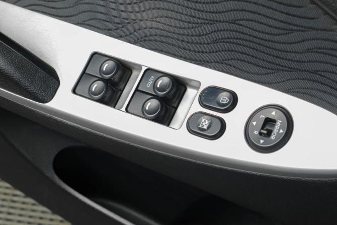 Hyundai Solaris I с пробегом 2013 года, цена 899 000 рублей, 198000 км, седан, Автокод Объявления