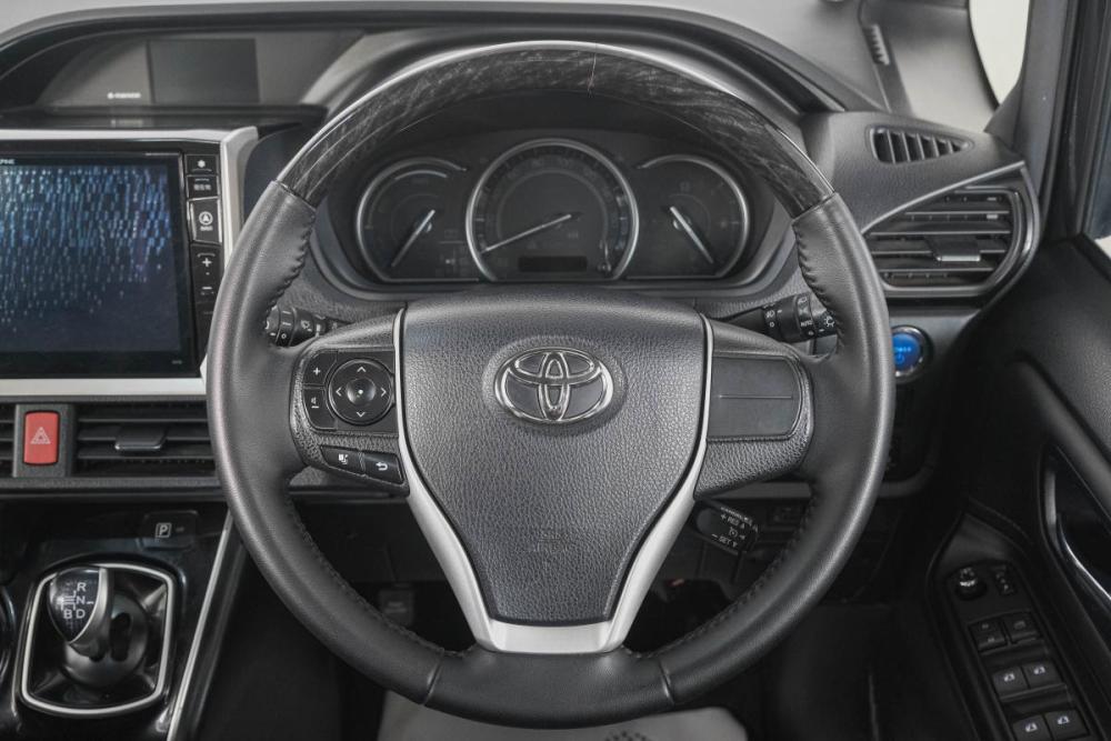 Toyota Esquire I Кемерово  - изображение 17