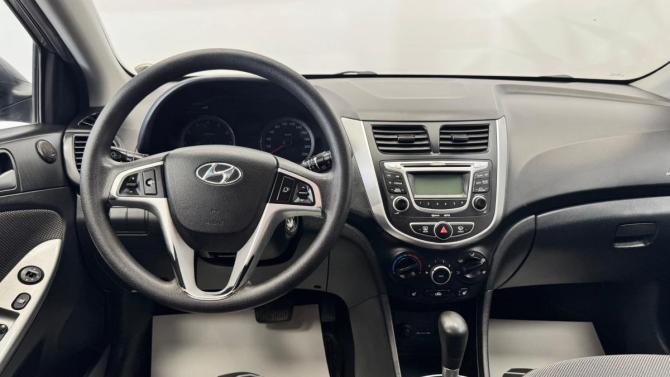 Hyundai Solaris I с пробегом 2011 года, цена 720 000 рублей, 231042 км, хэтчбек, Автокод Объявления