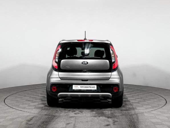 Kia Soul II Рестайлинг с пробегом 2018 года, цена 1 549 000 рублей, 132350 км, хэтчбек, Автокод Объявления