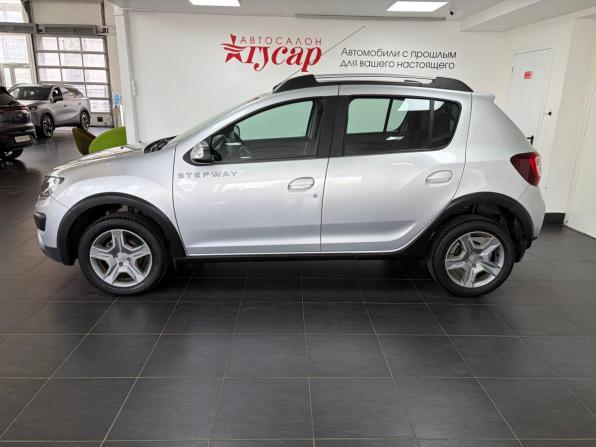 Renault Sandero II с пробегом 2018 года, цена 1 118 000 рублей, 105242 км, хэтчбек, Автокод Объявления
