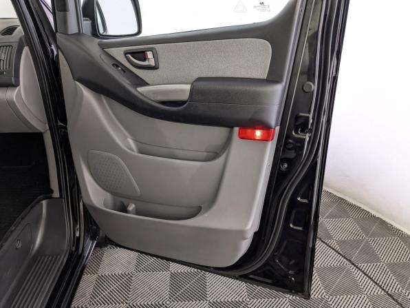 Hyundai H-1 II Рестайлинг 2 с пробегом 2019 года, цена 3 350 000 рублей, 74333 км, минивэн, Автокод Объявления