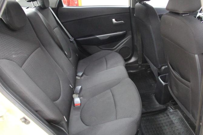 Kia Rio III с пробегом 2013 года, цена 845 000 рублей, 240000 км, седан, Автокод Объявления