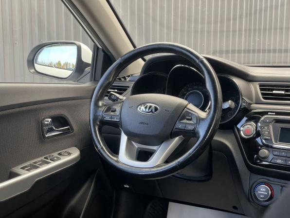 Kia Rio III с пробегом 2013 года, цена 957 000 рублей, 135825 км, хэтчбек, Автокод Объявления
