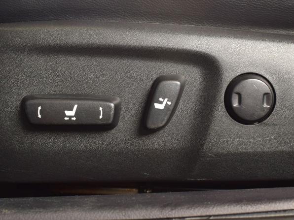 Toyota Camry VII (XV50) Рестайлинг с пробегом 2015 года, цена 2 100 995 рублей, 141098 км, седан, Автокод Объявления