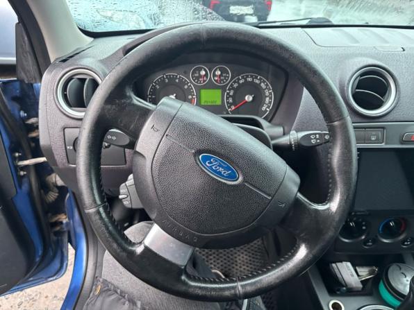 Ford Fusion I Рестайлинг с пробегом 2007 года, цена 349 000 рублей, 254386 км, хэтчбек, Автокод Объявления