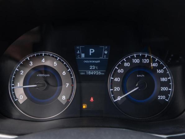 Hyundai Solaris I с пробегом 2013 года, цена 949 000 рублей, 184926 км, седан, Автокод Объявления