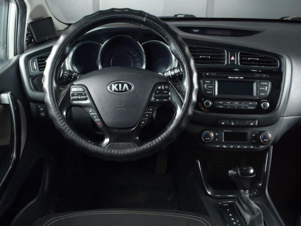 Kia Ceed II с пробегом 2012 года, цена 989 999 рублей, 243439 км, хэтчбек, Автокод Объявления