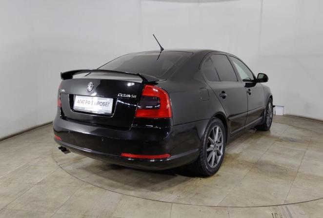 Skoda Octavia RS II Рестайлинг с пробегом 2011 года, цена 1 300 000 рублей, 183200 км, лифтбек, Автокод Объявления