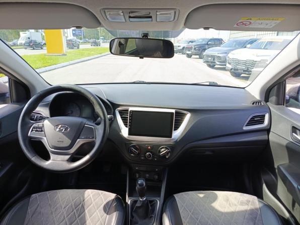 Hyundai Solaris II с пробегом 2019 года, цена 1 350 000 рублей, 118615 км, седан, Автокод Объявления