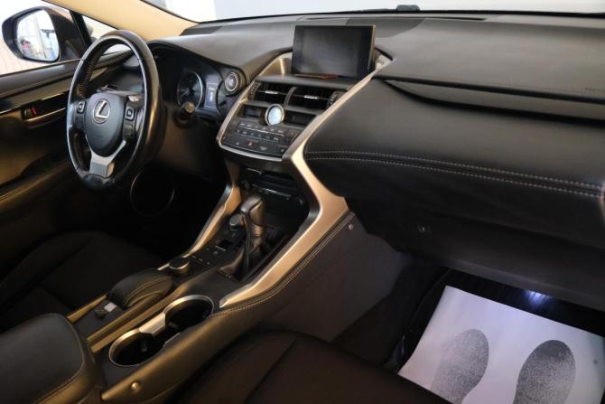 Lexus NX I с пробегом 2015 года, цена 2 899 000 рублей, 148000 км, внедорожник, Автокод Объявления