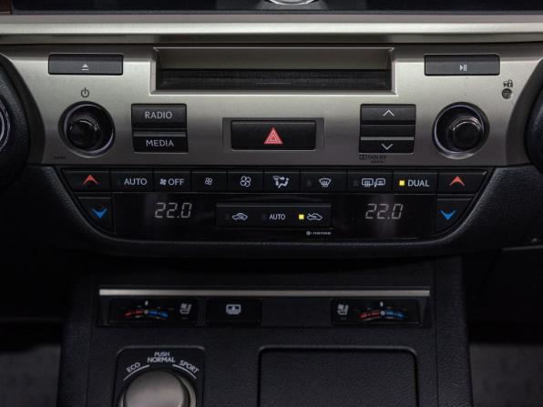 Lexus ES VI с пробегом 2013 года, цена 1 749 000 рублей, 253680 км, седан, Автокод Объявления
