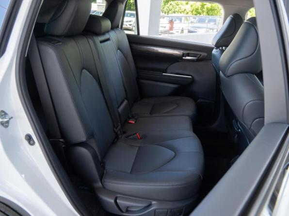 Toyota Highlander IV (XU70) с пробегом 2025 года, цена 5 460 000 рублей, 127 км, внедорожник, Автокод Объявления