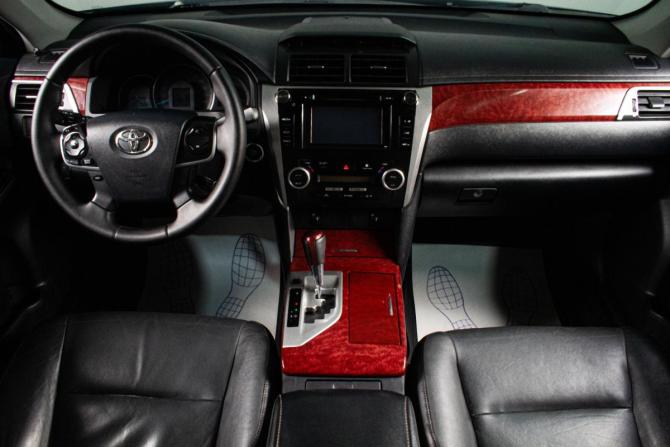 Toyota Camry VIII (XV70) с пробегом 2013 года, цена 1 659 000 рублей, 229856 км, седан, Автокод Объявления