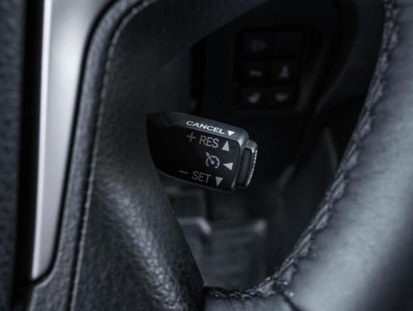 Toyota Land Cruiser Prado 150 Series Рестайлинг 2 с пробегом 2019 года, цена 4 920 000 рублей, 107773 км, внедорожник, Автокод Объявления