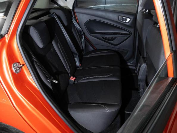 Ford Fiesta Mk6 Рестайлинг с пробегом 2016 года, цена 1 007 000 рублей, 110922 км, хэтчбек, Автокод Объявления
